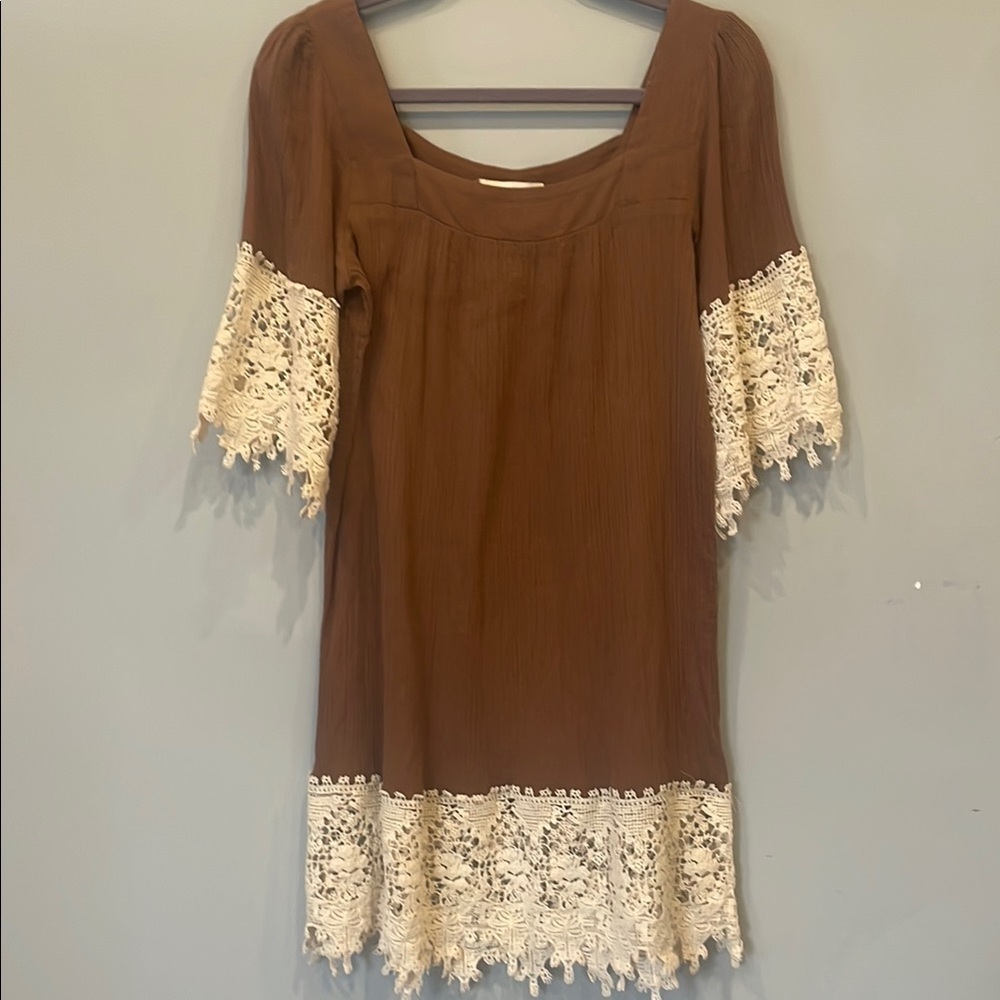 Elegant Brown Dress with Cream Lace Accents
